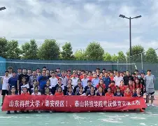 包含冲刺阶段马赛防线松动：荷甲节点到来，话题不断，临场指挥获称赞的词条-开云彩票